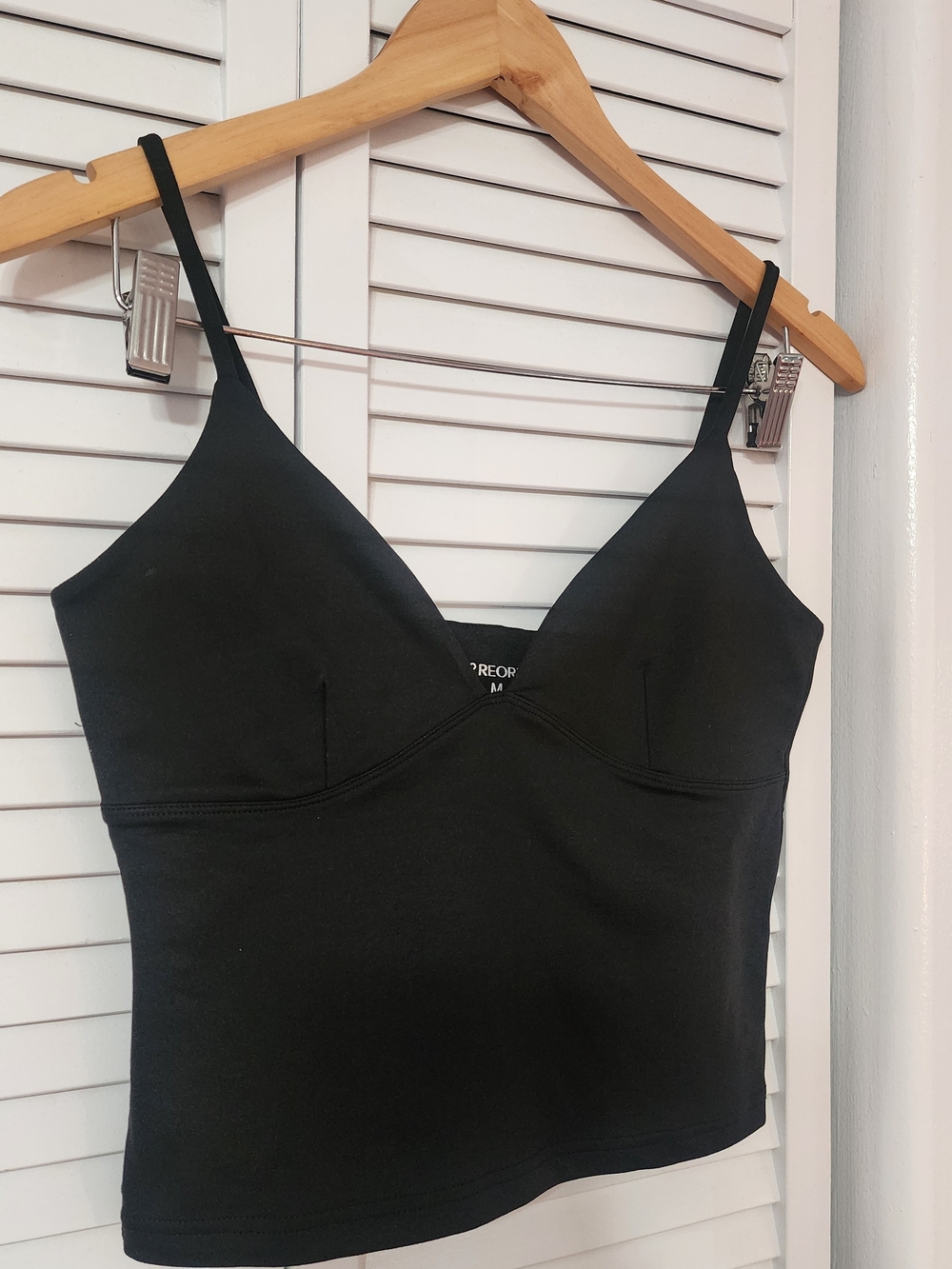 REORIA Butsmooth® Womens Sexy V-Neck, Black Double Lined Cropped Tank Top